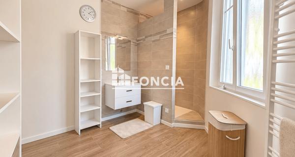 À vendre Maison 5 pièces 170 m² - Lisieux 14100