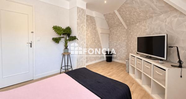 À vendre Maison 5 pièces 170 m² - Lisieux 14100