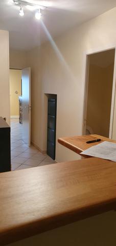 A vendre, bâtiment sur Verneuil Sur Vienne