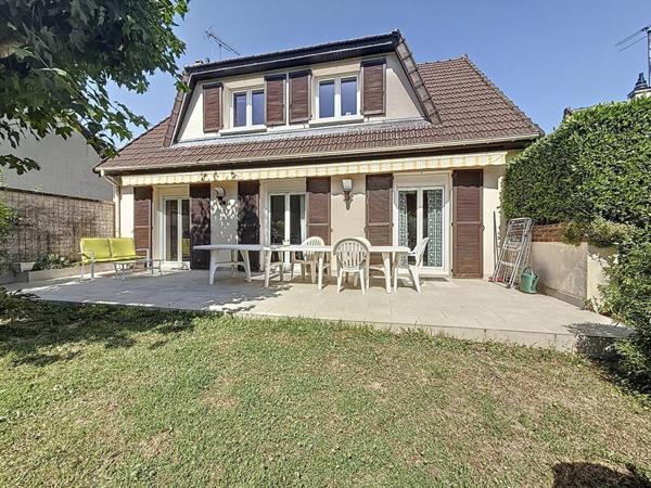 Maison Villejuif 6 pièce(s) 120 m2 avec sous-sol total