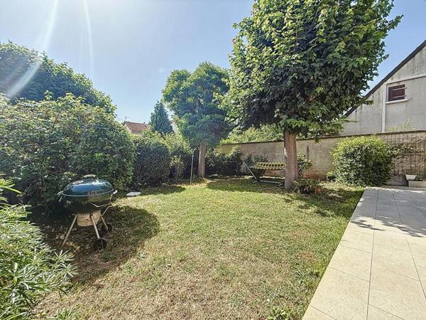 Maison Villejuif 6 pièce(s) 120 m2 avec sous-sol total