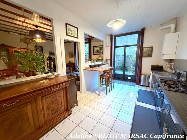 APPARTEMENT 90M2 - 2 CHAMBRES - 1 BUREAU - SEJOUR 39M2 - TERRASSE - RDC