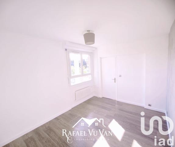 Appartement à vendre 3 pièces 69 m² Survilliers