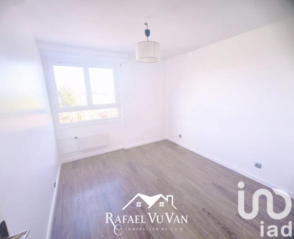 Appartement à vendre 3 pièces 69 m² Survilliers