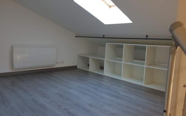 Immeuble à vendre    5 pièces • 101,61 m2 Espira-de-l'Agly