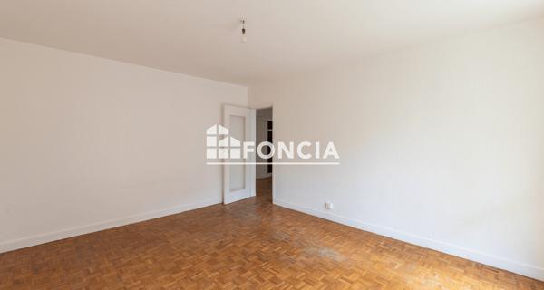 À vendre Appartement 6 pièces 104 m² - Saint-étienne-du-rouvray 76800
