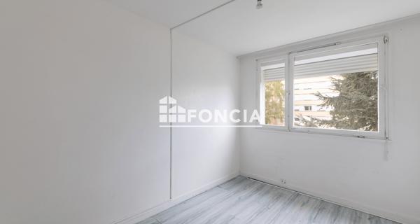 À vendre Appartement 6 pièces 104 m² - Saint-étienne-du-rouvray 76800
