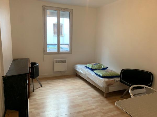 APPARTEMENT UNE PIECE MEUBLE OBSERVATOIRE