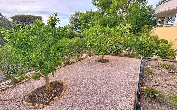 Appartement à vendre    3 pièces • 68,17 m2 Saint-Raphaël