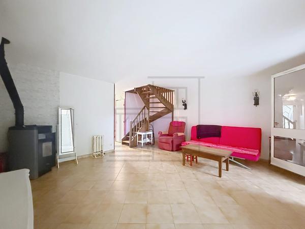 Maison dans Persan