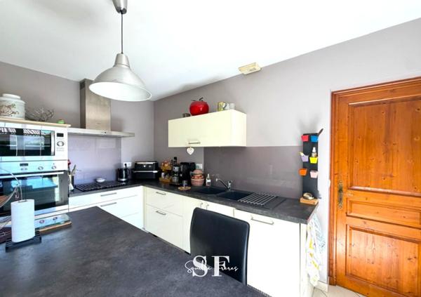 Maison 5 pièce(s) 4 chambre(s) 135 m²