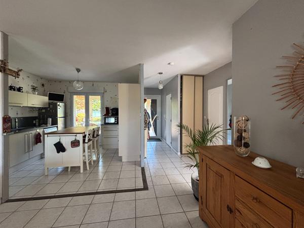 VENTE INTERACTIVE - Maison familiale de 1998 à Louvigné