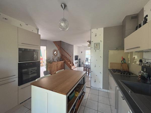 VENTE INTERACTIVE - Maison familiale de 1998 à Louvigné