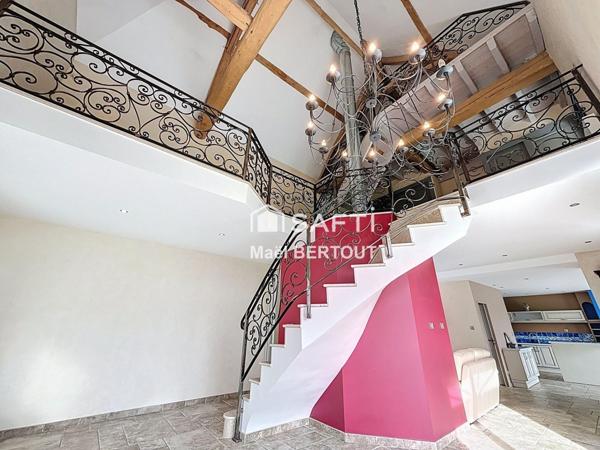 Coup de cœur assuré pour cette maison individuelle de style loft !