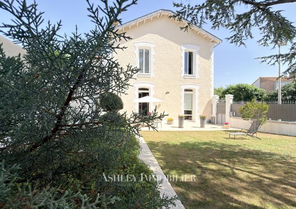 À VENDRE - RARE MAISON CHARME 1930 - SPA - JARDIN - 5 CHAMBRES - NIEUL-SUR-MER