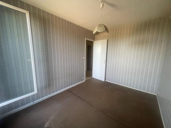 A vendre Haut Floirac  appartement T4 avec grandes terrasses et box de garage