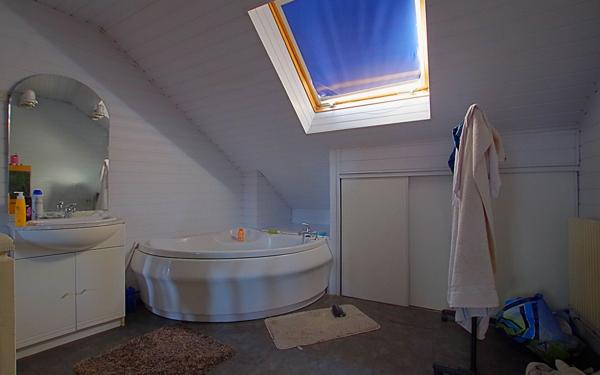 Immeuble à vendre    3 pièces • 108,23 m2 Roye