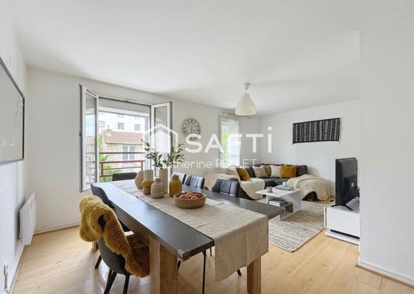 80 m² - 3 chambres - Plein Sud - Centre-ville