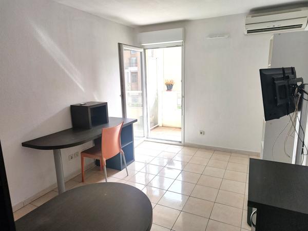Appartement
                                                                                                                                                                                                                                                                                                                        1 pièce(s)                                                                                                                                                                                                                                                                                                                              18  m²