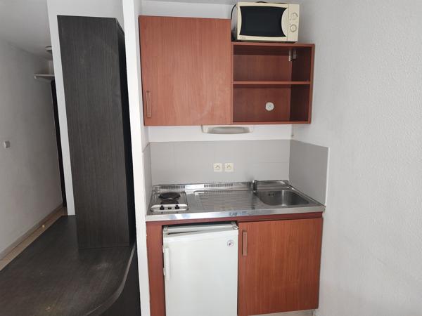 Appartement
                                                                                                                                                                                                                                                                                                                        1 pièce(s)                                                                                                                                                                                                                                                                                                                              18  m²