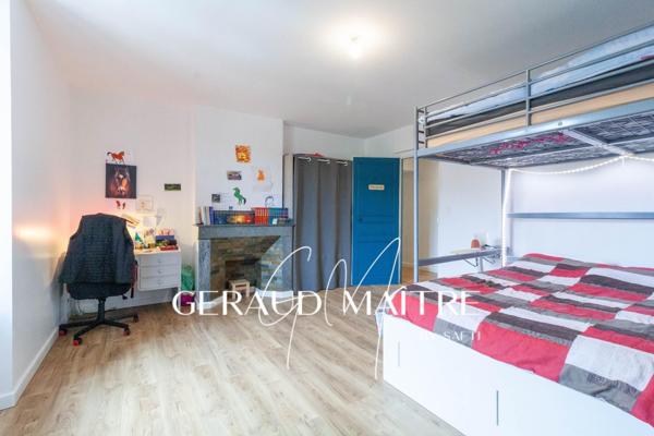 Maison de caractère dans un village connecté