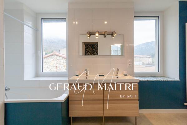 Maison de caractère dans un village connecté