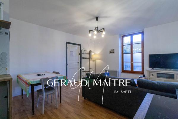 Maison de caractère dans un village connecté