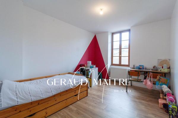 Maison de caractère dans un village connecté