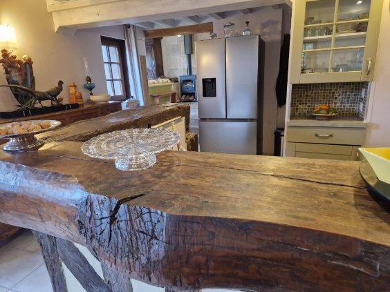 Saint-Julien-le-Faucon (14140) PROPRIETE de 14 pièces avec terrain, piscine et VUE REMARQUABLE