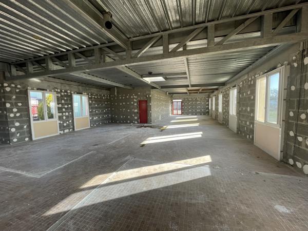 Bureaux à vendre à LA MADELEINE DE NONANCOURT 27320