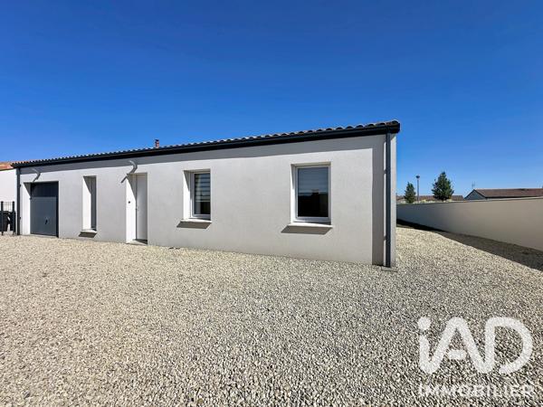 Maison à vendre 5 pièces 80 m² Saint-Jean-de-Thouars