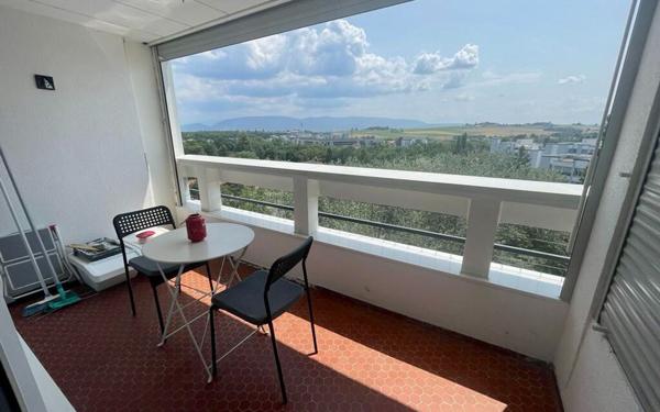 Appartement à louer    1 pièce •  Saint-Genis-Pouilly