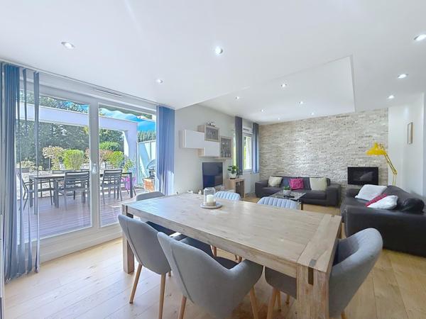 T5 Duplex 101 m² avec terrasse + Garage