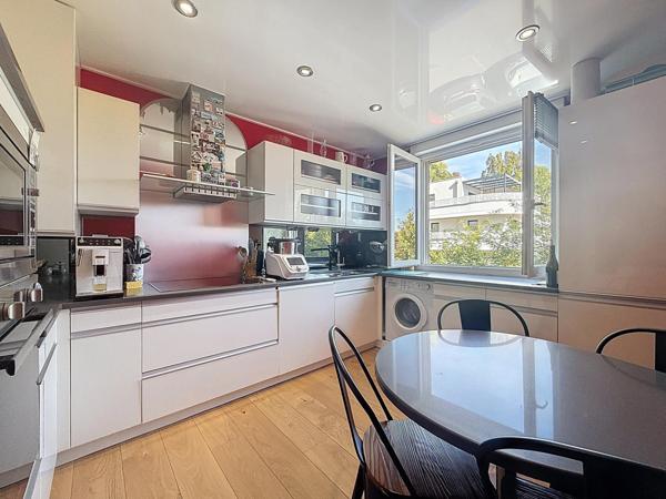 T5 Duplex 101 m² avec terrasse + Garage