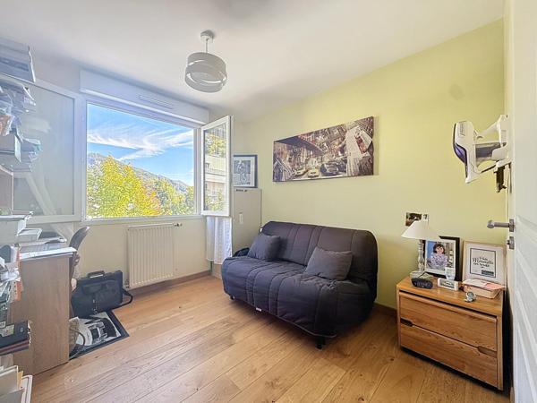 T5 Duplex 101 m² avec terrasse + Garage