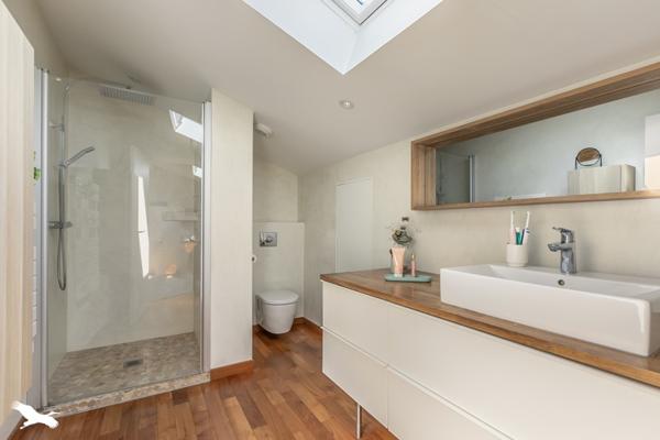 Maison à vendre 675 000 € Saint-Jean-d'Illac 7 p 178 m² DPE C