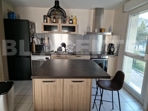 Appartement 3 pièces avec balcon et stationnement – Montereau-Fault-Yonne