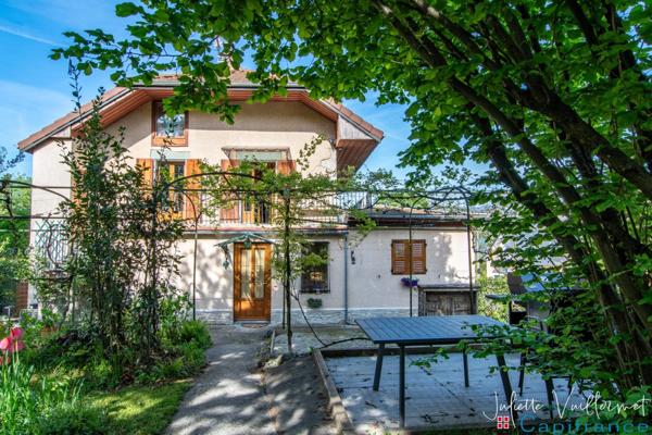 AIX-LES-BAINS (73100) : Appartement T4 en duplex d'environ 100m2 au sol