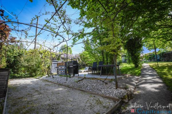 AIX-LES-BAINS (73100) : Appartement T4 en duplex d'environ 100m2 au sol