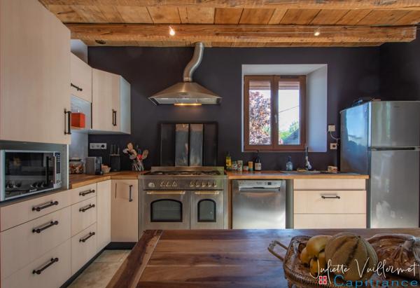 AIX-LES-BAINS (73100) : Appartement T4 en duplex d'environ 100m2 au sol