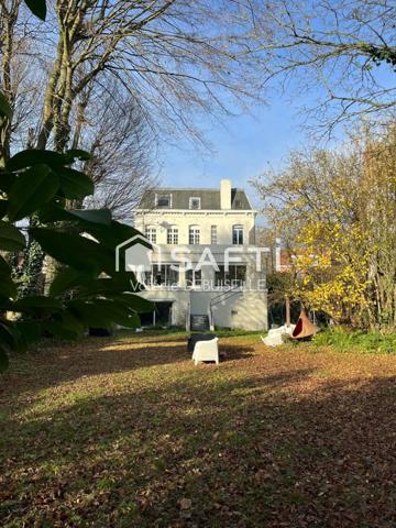 L’élégance d’une Maison de Maître au cœur d’un parc verdoyant
