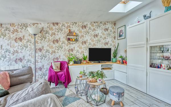 Maison à vendre    2 pièces •  Pessac