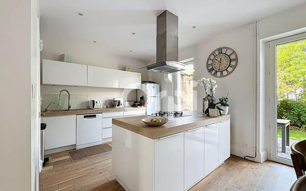 Maison à vendre    6 pièces •  Périgueux