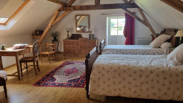 Longère Bazouges Cre Sur Loir 8 pièce(s) 171 m2