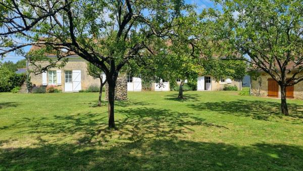 Longère Bazouges Cre Sur Loir 8 pièce(s) 171 m2