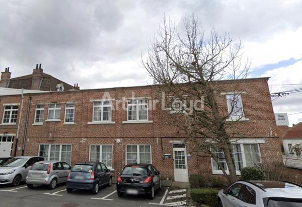 Bureaux à louer 233 m² à Villeneuve d’Ascq - Espaces modulables avec terrasse et accessibilité optimale