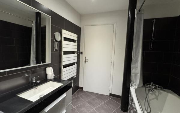 Vente Appartement P4 Vue sur la chaîne des puys rénové(e) Thiers   