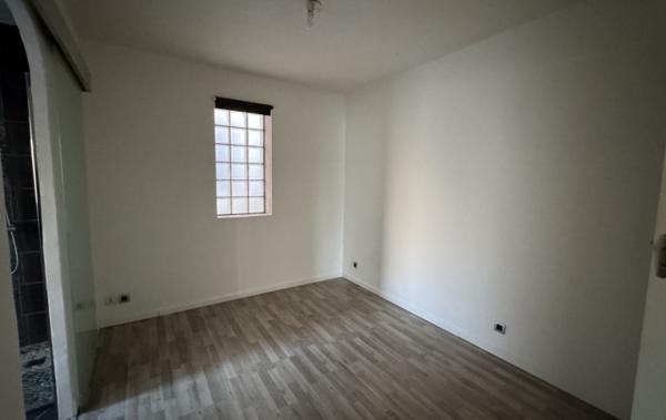 Vente Appartement P4 Vue sur la chaîne des puys rénové(e) Thiers   