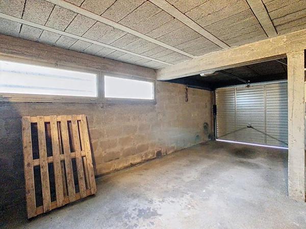 54220 Malzéville ? Appartement T5 traversant, très lumineux, balcons, cave, 2 parkings ? Petite copropriété au calme