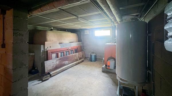 Angely (89440) Maison rénovée avec potentiel de suite parentale, grand terrain et sous-sol total – Rare sur le secteur